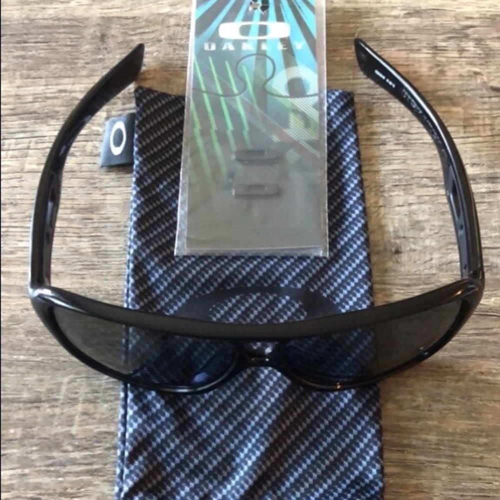 Oakley Dispatch II Sunglasses